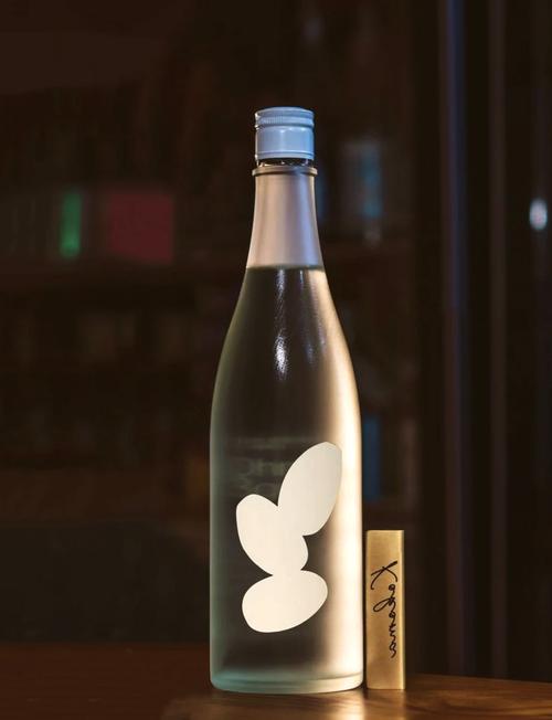 神戶ワイナリー白桃酒 無濾過｜唔甜膩的小驚喜